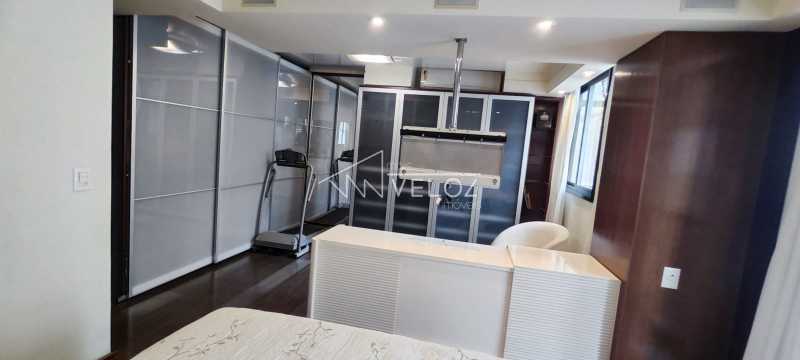 Apartamento à venda com 4 quartos, 210m² - Foto 10