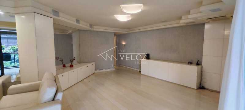 Apartamento à venda com 4 quartos, 210m² - Foto 18