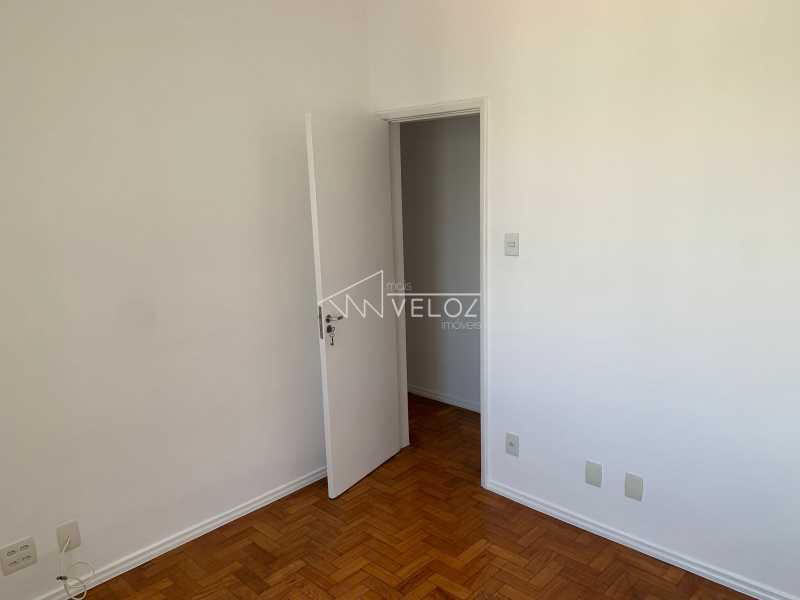 Apartamento à venda com 2 quartos, 74m² - Foto 3