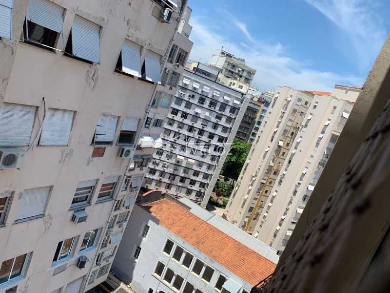 Apartamento à venda com 2 quartos, 74m² - Foto 17