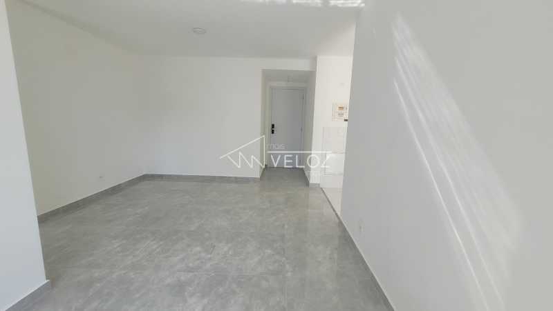 Apartamento à venda com 2 quartos, 80m² - Foto 13