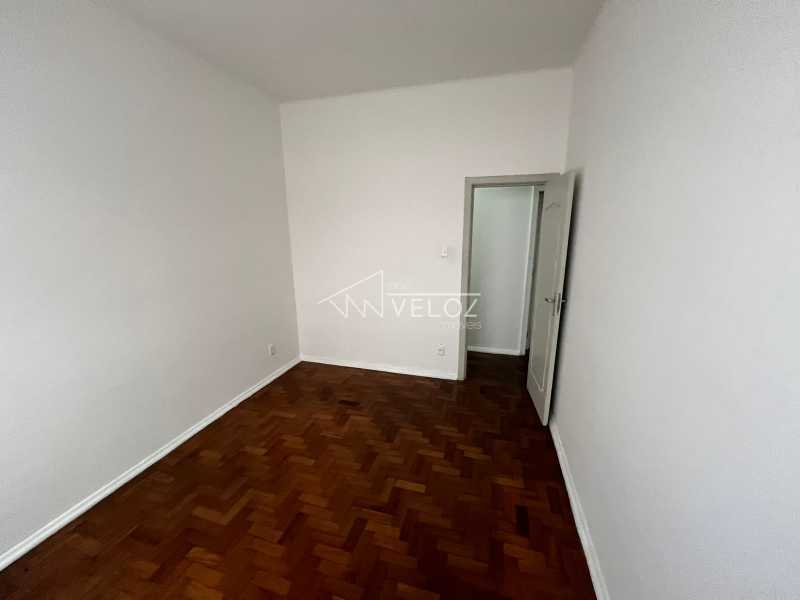 Apartamento à venda com 3 quartos, 90m² - Foto 3