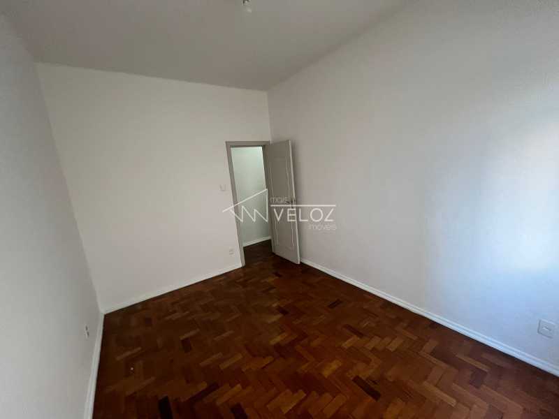 Apartamento à venda com 3 quartos, 90m² - Foto 4