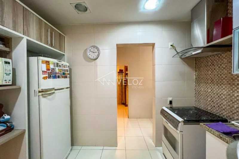 Apartamento à venda com 2 quartos, 75m² - Foto 4