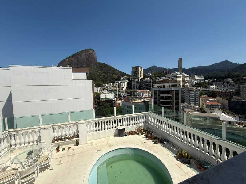 Cobertura à venda com 3 quartos, 232m² - Foto 3