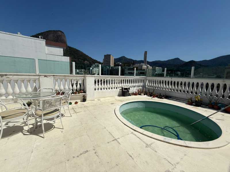 Cobertura à venda com 3 quartos, 232m² - Foto 10