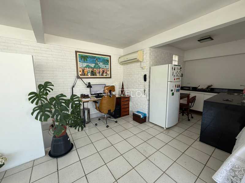 Cobertura à venda com 3 quartos, 232m² - Foto 24