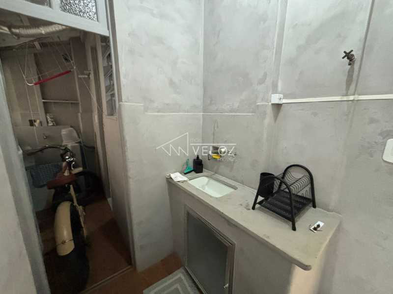 Apartamento à venda com 1 quarto, 33m² - Foto 11