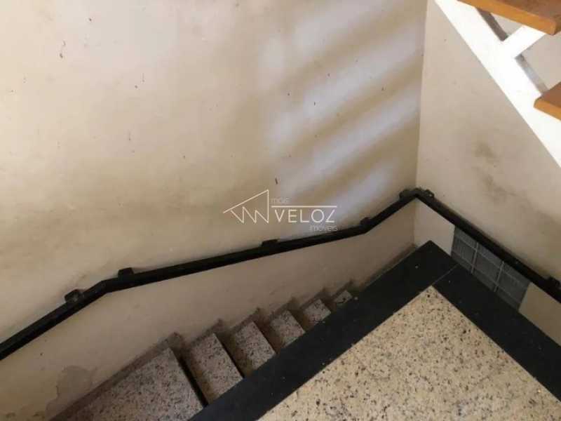 Casa à venda com 3 quartos, 250m² - Foto 7