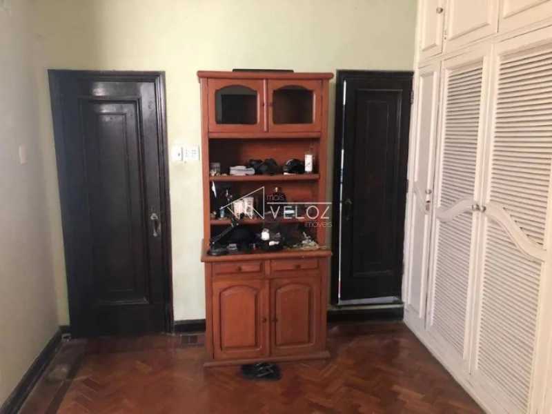 Casa à venda com 3 quartos, 250m² - Foto 8