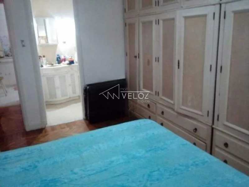 Apartamento à venda com 3 quartos, 180m² - Foto 4