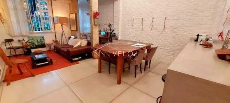 Apartamento à venda com 2 quartos, 100m² - Foto 2