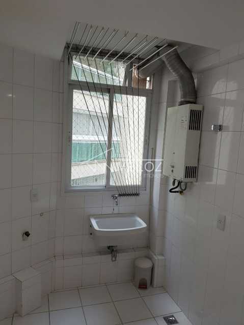 Apartamento à venda com 2 quartos, 68m² - Foto 12