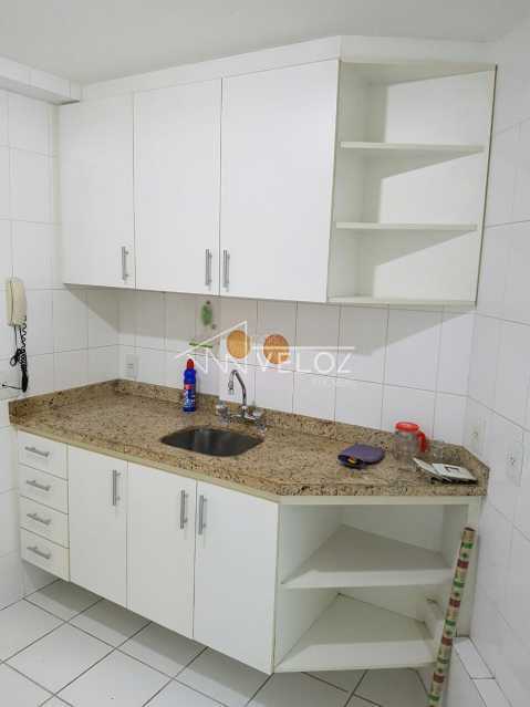 Apartamento à venda com 2 quartos, 68m² - Foto 11