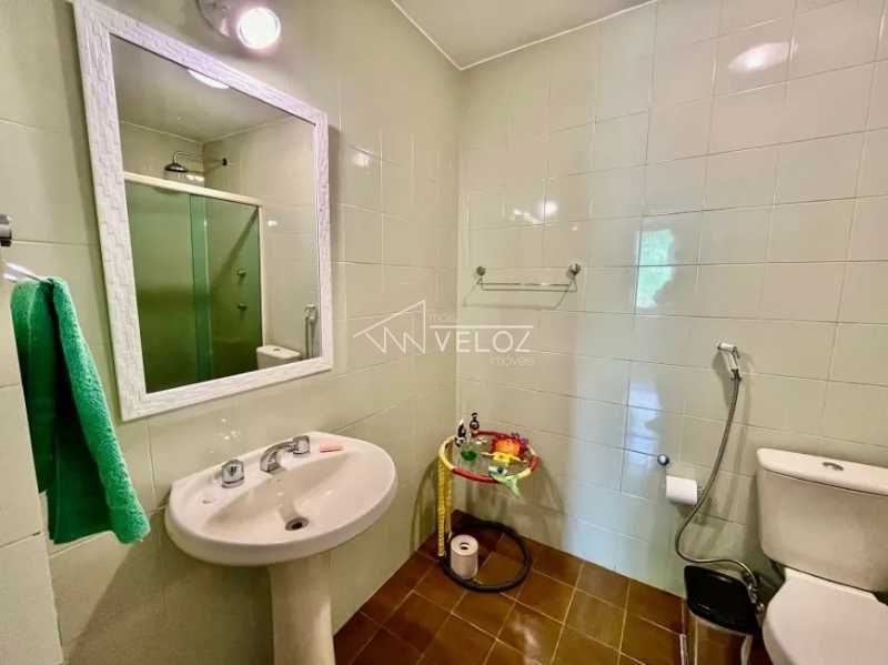 Apartamento à venda com 2 quartos, 110m² - Foto 9