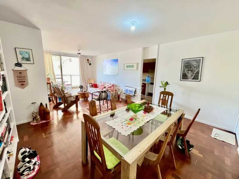 Apartamento à venda com 2 quartos, 110m² - Foto 2