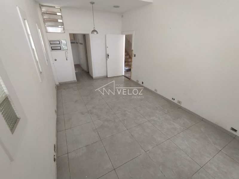 Apartamento à venda com 1 quarto, 41m² - Foto 2