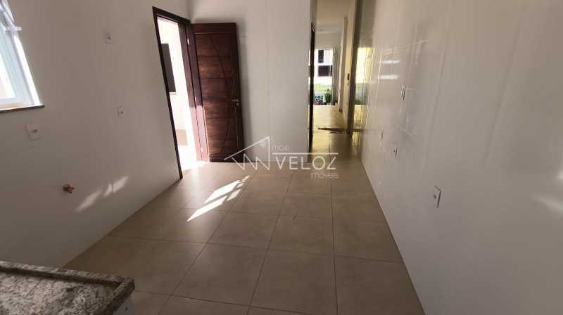 Casa de Vila à venda com 2 quartos, 99m² - Foto 15