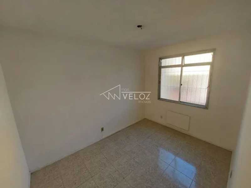 Apartamento à venda com 2 quartos, 75m² - Foto 6