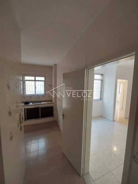 Apartamento à venda com 2 quartos, 75m² - Foto 7