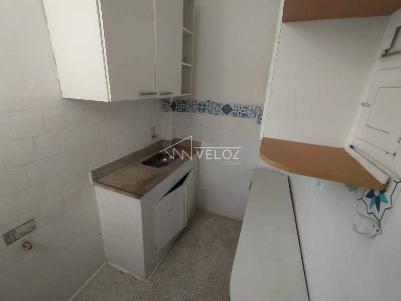 Apartamento à venda com 1 quarto, 45m² - Foto 11