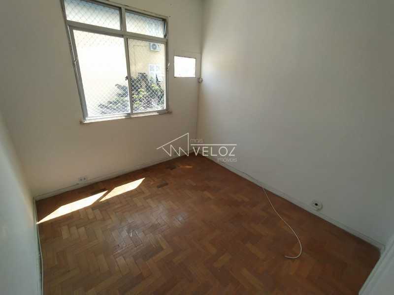 Apartamento à venda com 1 quarto, 45m² - Foto 8