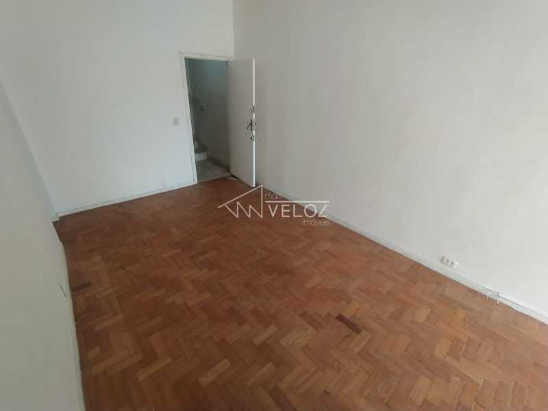 Apartamento à venda com 1 quarto, 45m² - Foto 3