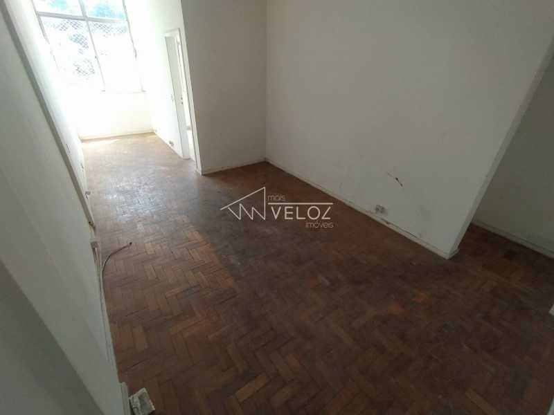 Apartamento à venda com 1 quarto, 45m² - Foto 3