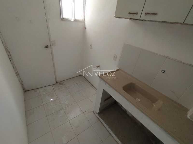 Apartamento à venda com 1 quarto, 45m² - Foto 9