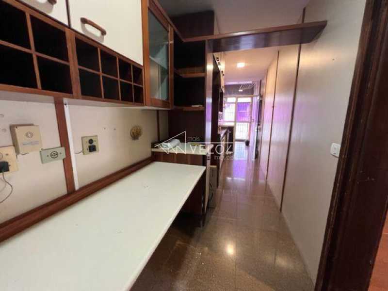 Apartamento à venda com 3 quartos, 99m² - Foto 19