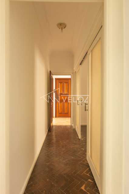 Apartamento à venda com 3 quartos, 139m² - Foto 2