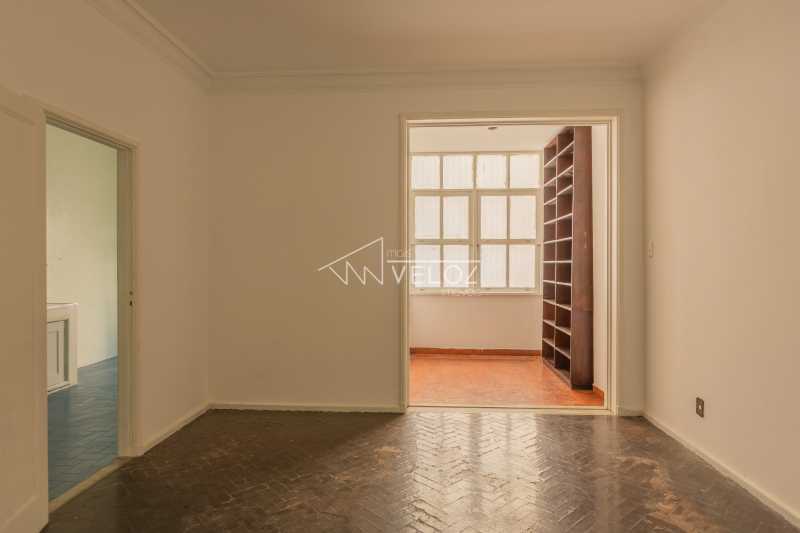 Apartamento à venda com 3 quartos, 139m² - Foto 1