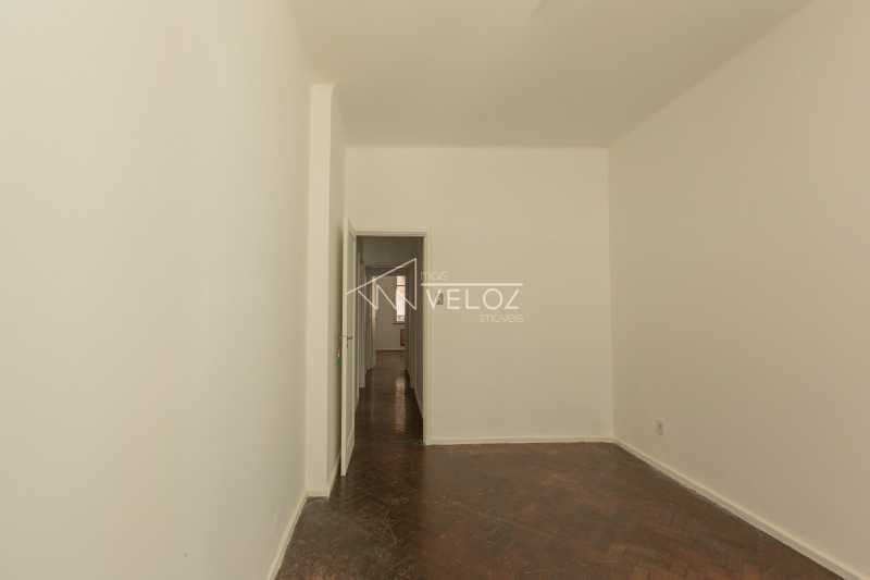 Apartamento à venda com 3 quartos, 139m² - Foto 21