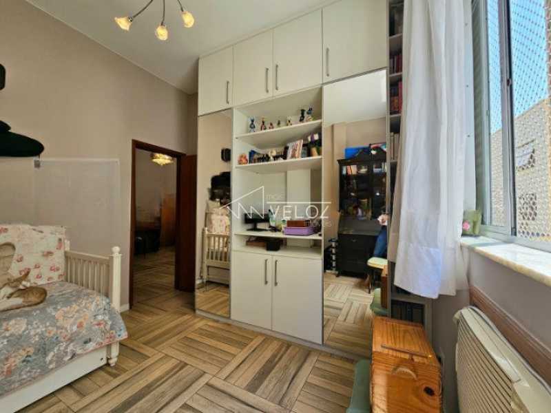 Apartamento à venda com 3 quartos, 100m² - Foto 4