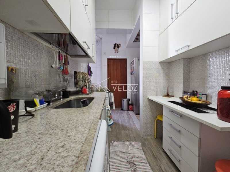 Apartamento à venda com 3 quartos, 100m² - Foto 14