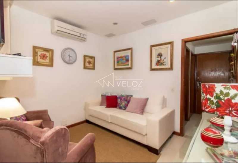 Apartamento à venda com 2 quartos, 40m² - Foto 1