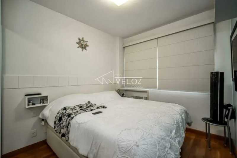 Apartamento à venda com 2 quartos, 75m² - Foto 14