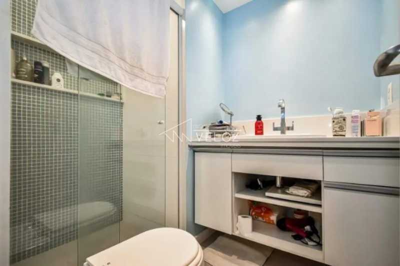 Apartamento à venda com 2 quartos, 75m² - Foto 17