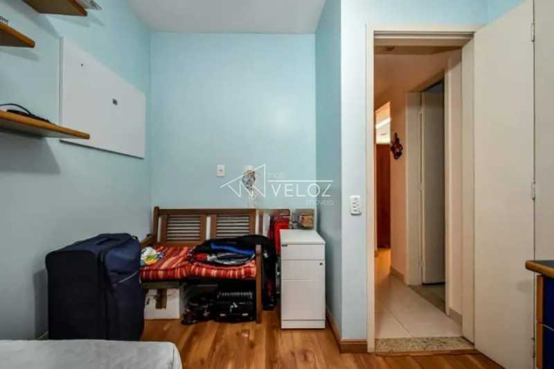 Apartamento à venda com 2 quartos, 75m² - Foto 18