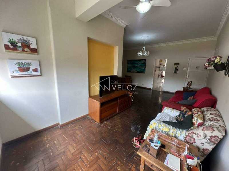 Apartamento à venda com 3 quartos, 99m² - Foto 3