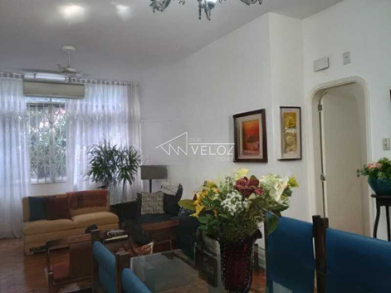 Apartamento à venda com 3 quartos, 137m² - Foto 1