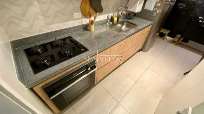 Apartamento à venda com 2 quartos, 70m² - Foto 8