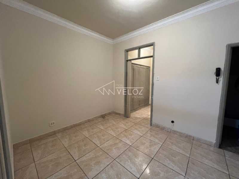 Apartamento à venda com 1 quarto, 42m² - Foto 7