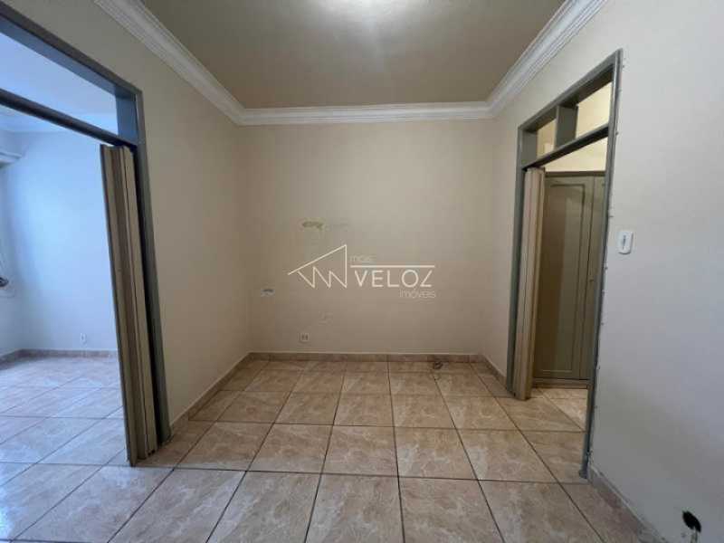 Apartamento à venda com 1 quarto, 42m² - Foto 8