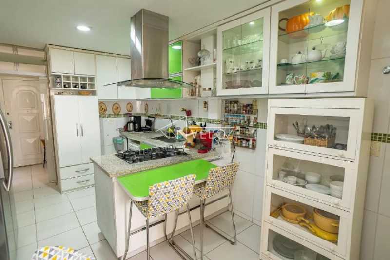 Apartamento à venda com 3 quartos, 175m² - Foto 6