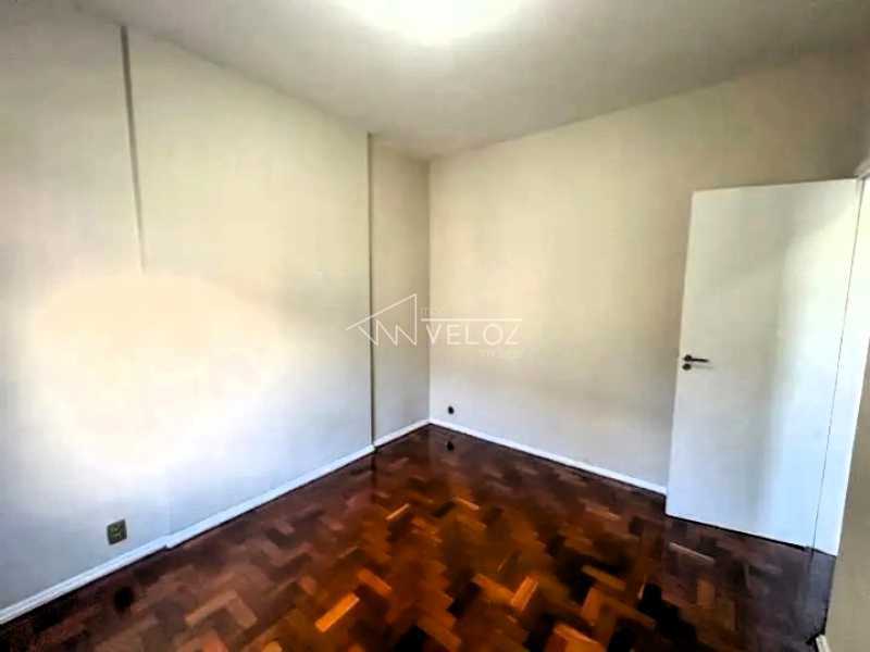 Apartamento à venda com 2 quartos, 62m² - Foto 6