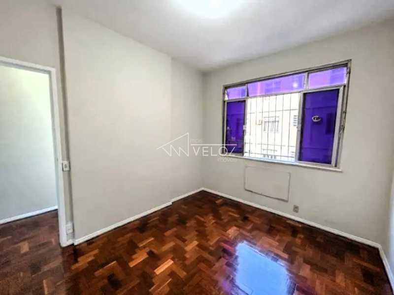 Apartamento à venda com 2 quartos, 62m² - Foto 5