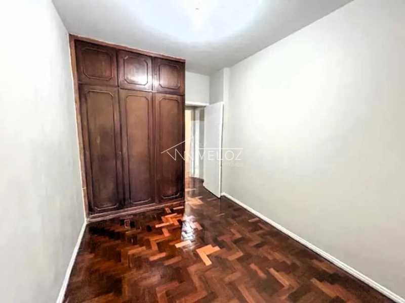 Apartamento à venda com 2 quartos, 62m² - Foto 13