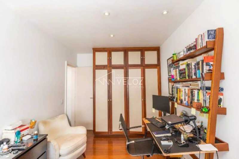 Apartamento à venda com 3 quartos, 234m² - Foto 10