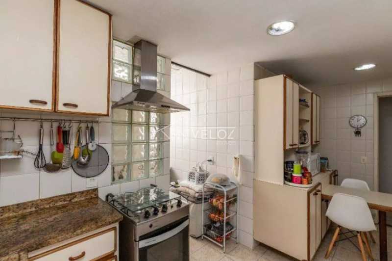 Apartamento à venda com 3 quartos, 234m² - Foto 29